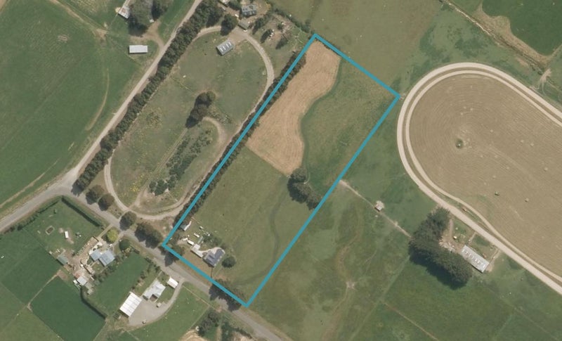 44 Cardigan Bay Road, Mataura, Gore - Carousel 1