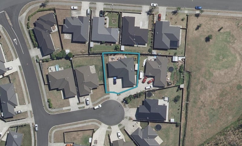 5 Beckham Close, Grandview Heights, Hamilton - Carousel 1