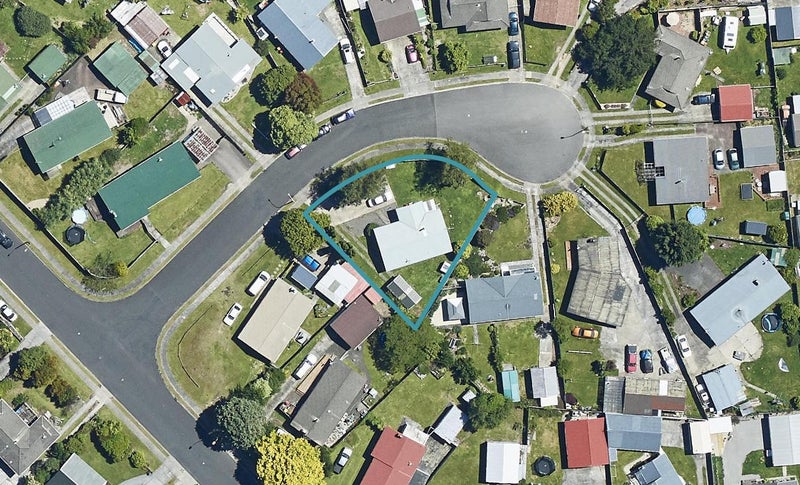 3 Adam Place, Mangakakahi, Rotorua - Carousel 1