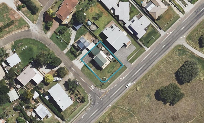 39 Moana Road, Okitu, Gisborne - Carousel 1