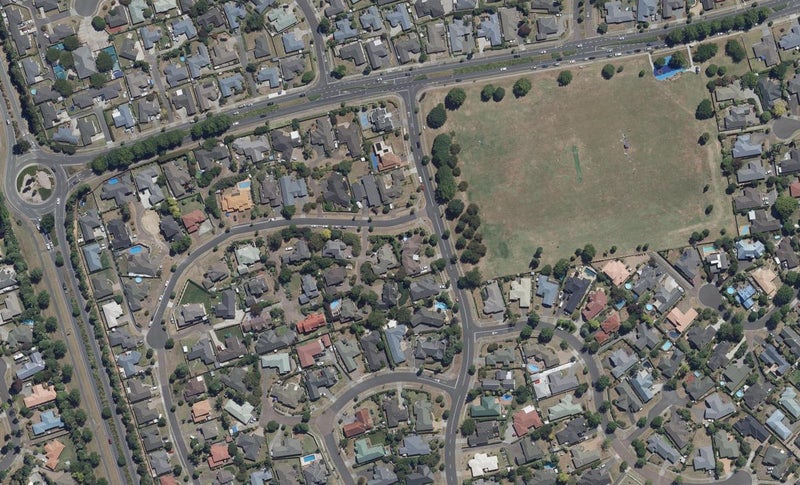 1 Nielsen Gardens, Rototuna, Hamilton - Carousel 1