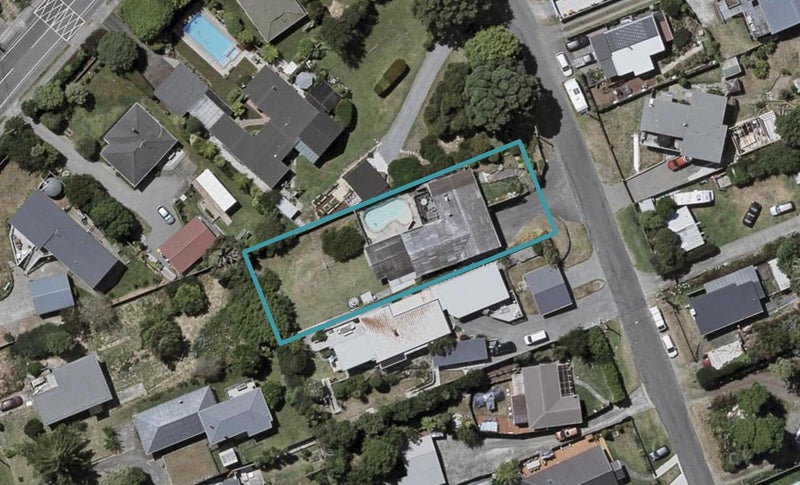 4 Ruru Road, Otaihanga, Paraparaumu - Carousel 1
