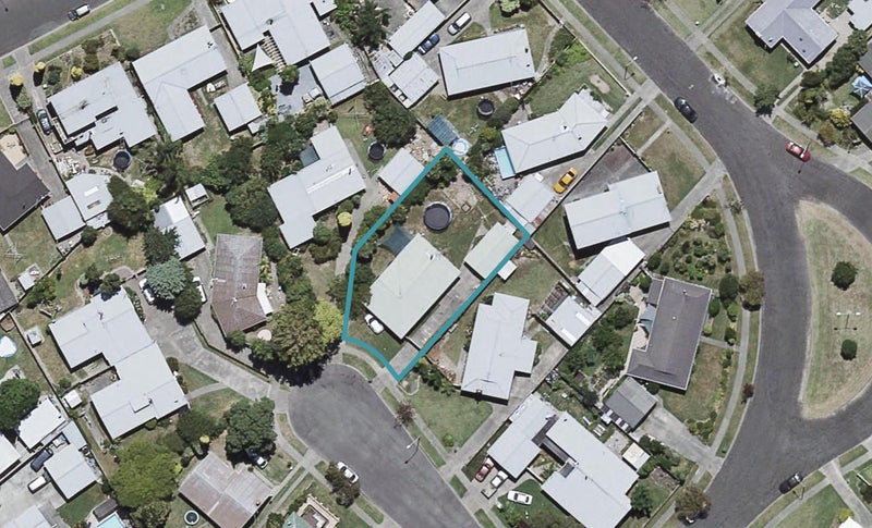6 Tyrone Place, Tamatea, Napier - Carousel 1
