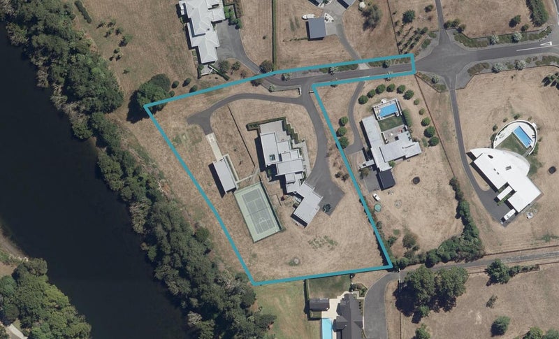 9B River Downs, Horsham Downs, Hamilton - Carousel 1