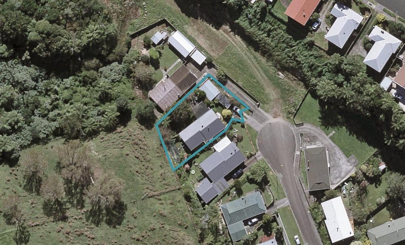 23 Shaldon Crescent, Blagdon, New Plymouth - Carousel 1