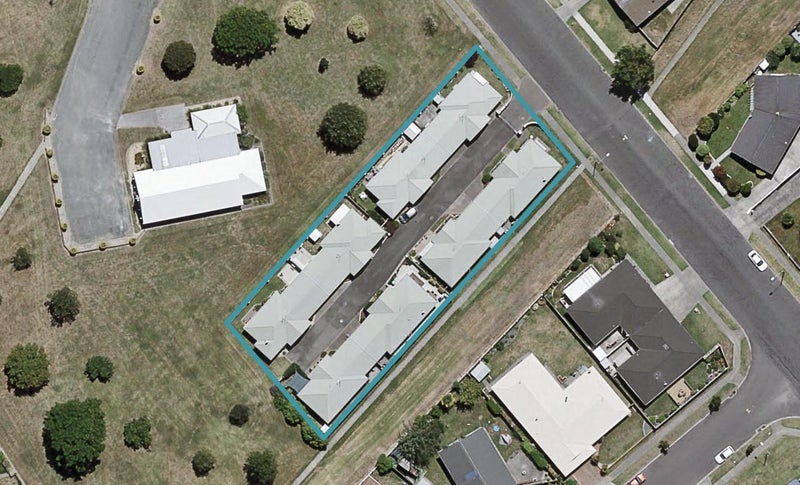 3/2A SPRIGGS CRES, GREENMEADOWS, NAPIER - Carousel 1