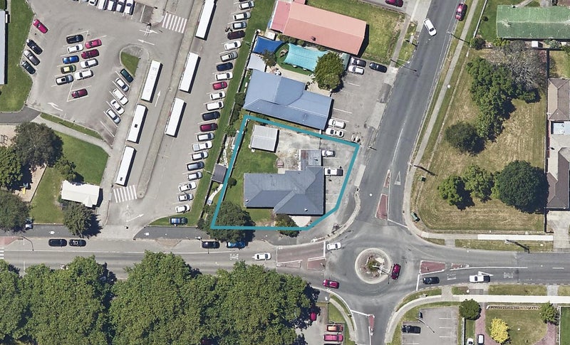 2 Park Road, Katikati, Katikati - Carousel 1