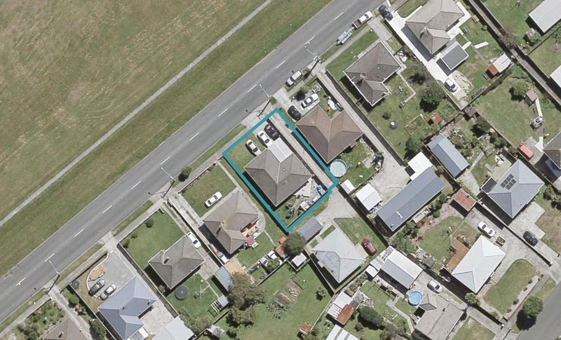 1231A Taita Drive, Taita, Lower Hutt - Carousel 1