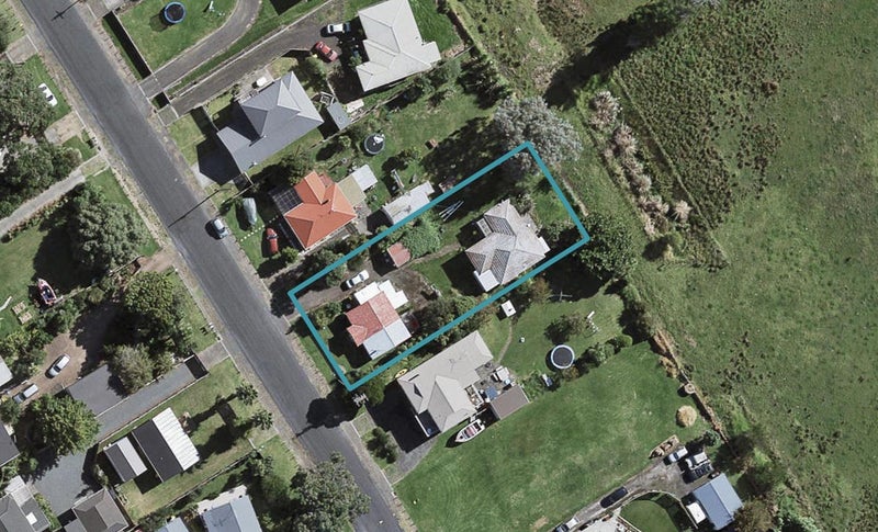 28 Ronald Avenue, Waiuku - Carousel 1