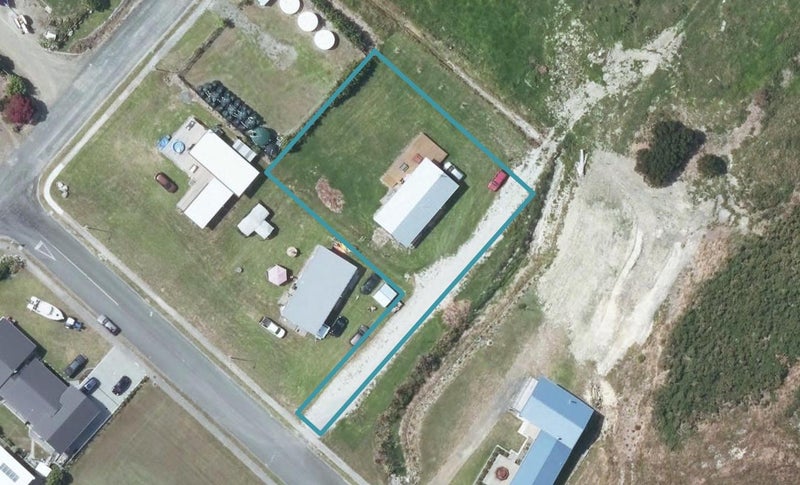 5 Mahia Heights Drive, Māhia - Carousel 1