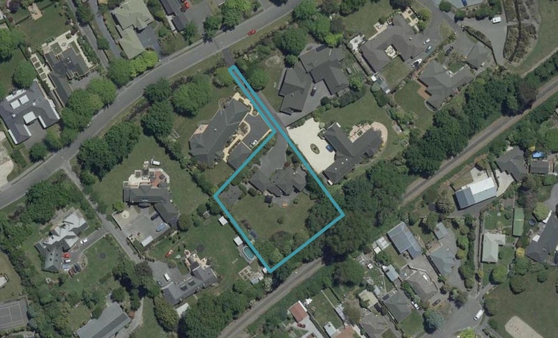 85 Regent's Park Drive, Casebrook - Carousel 1