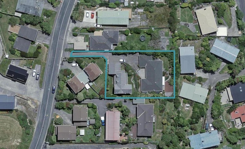 47 Clifford Road, Johnsonville, Wellington - Carousel 1