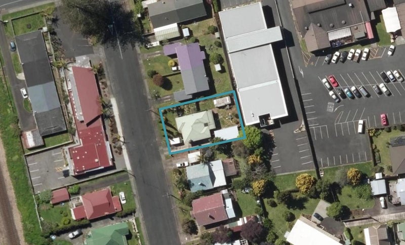 16 Henry Street, Kensington, Whangarei - Carousel 1