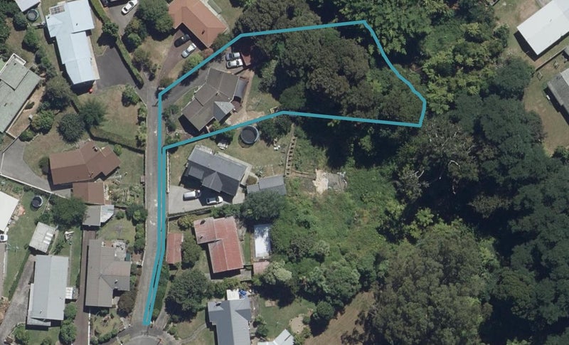 41 Te Anau Place, Glenview, Hamilton - Carousel 1