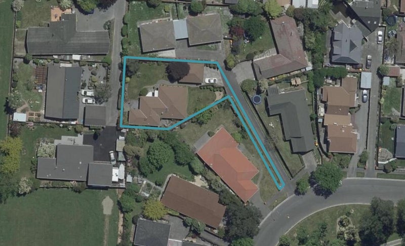 8B Heaphy Place, Casebrook, Christchurch - Carousel 1
