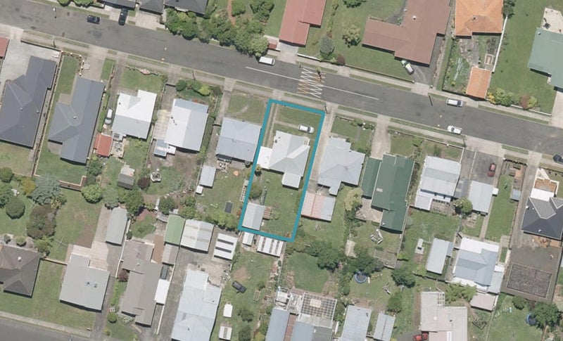22 Stark Street, Durie Hill, Whanganui - Carousel 1