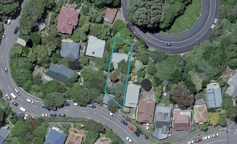 201 Glenmore Street, Kelburn, Wellington - Carousel 1