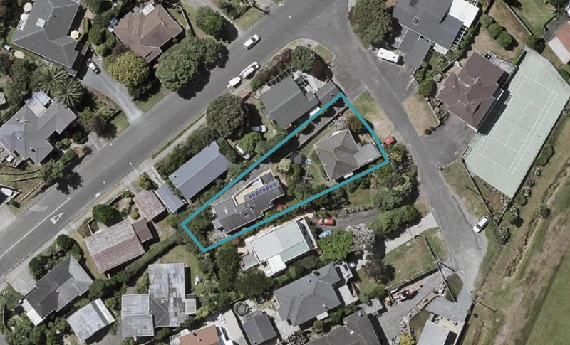 4 Mackay Street, Paraparaumu Beach, Paraparaumu - Carousel 1