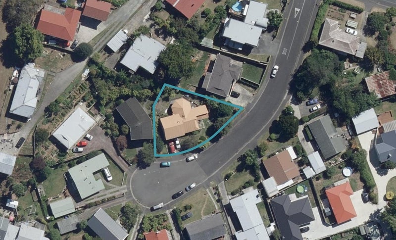 6 Robyn Place, Dinsdale, Hamilton - Carousel 1