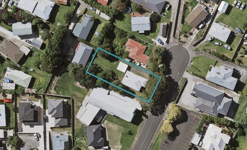 11 Young Road, Mount Wellington, Auckland - Carousel 1