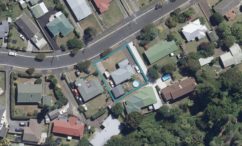 16 Southsea Crescent, Silverdale, Hamilton - Carousel 1