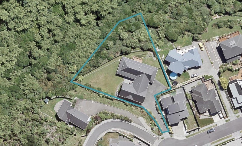 142 Redvers Drive, Belmont, Lower Hutt - Carousel 1