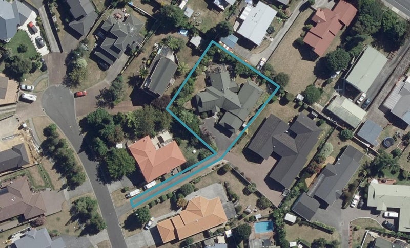 10 Silhouette Way, Western Heights, Hamilton - Carousel 1
