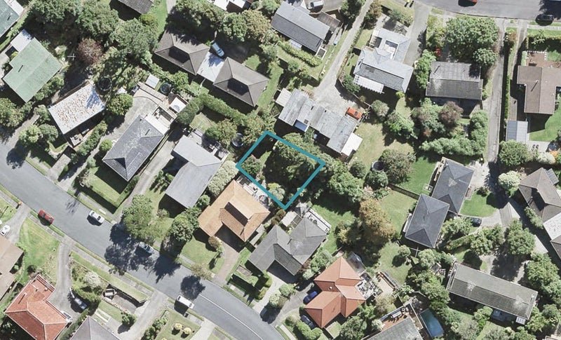 31A Stapleford Crescent, Browns Bay, Auckland - Carousel 1