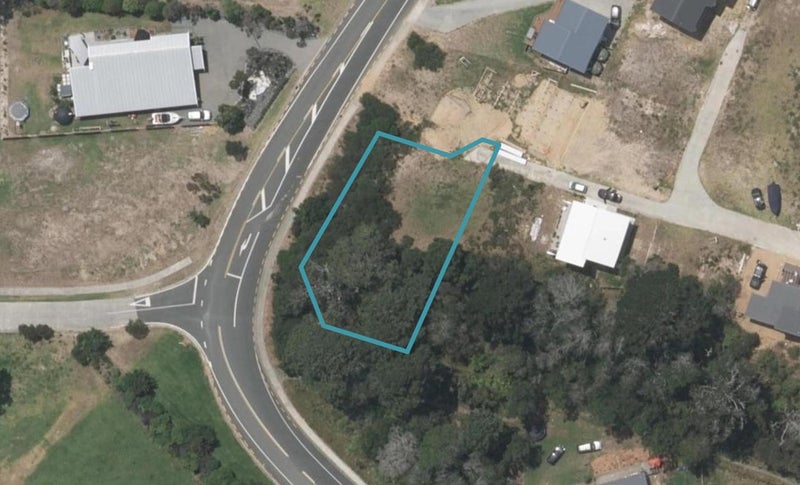 14 Cornwall Way, MANGAWHAI HEADS, MANGAWHAI - Carousel 1