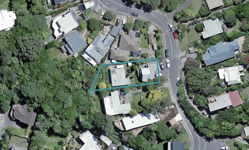 124 Donald Street, Karori, Wellington - Carousel 1