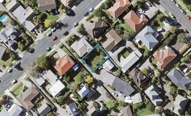 4A Priestley Drive, Bucklands Beach, Auckland - Carousel 1