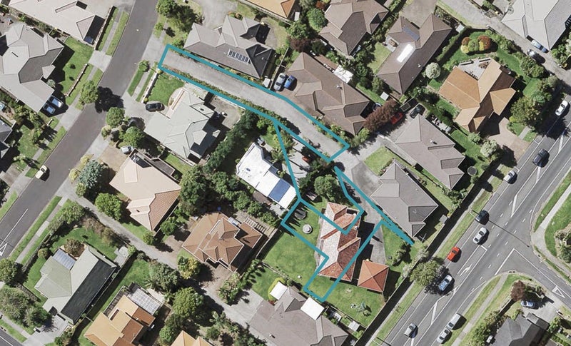 13B Matterhorn Crescent, Northpark, Auckland - Carousel 1