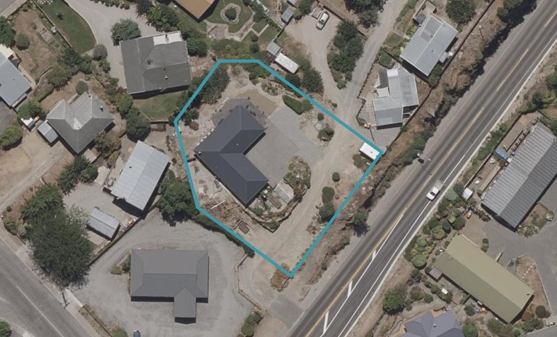 9 The Half Mile, Bridge Hill, Alexandra - Carousel 1