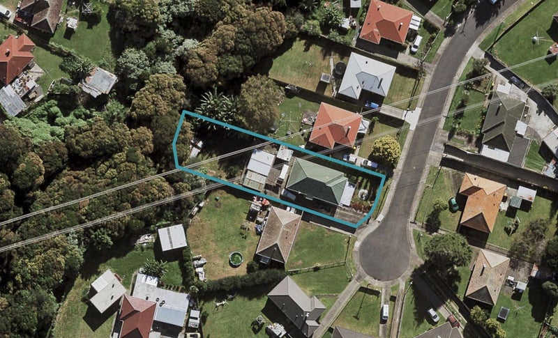 9 Kingsford Place, Otara, Auckland - Carousel 1