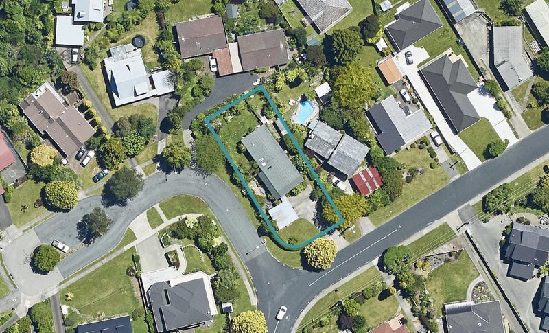77 Grand Vue Road, Kawaha Point, Rotorua - Carousel 1