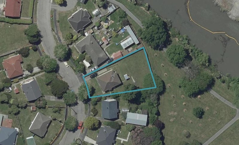 56 Riley Crescent, Woolston, Christchurch - Carousel 1