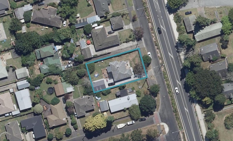 167 Dey Street, Hamilton East, Hamilton - Carousel 1