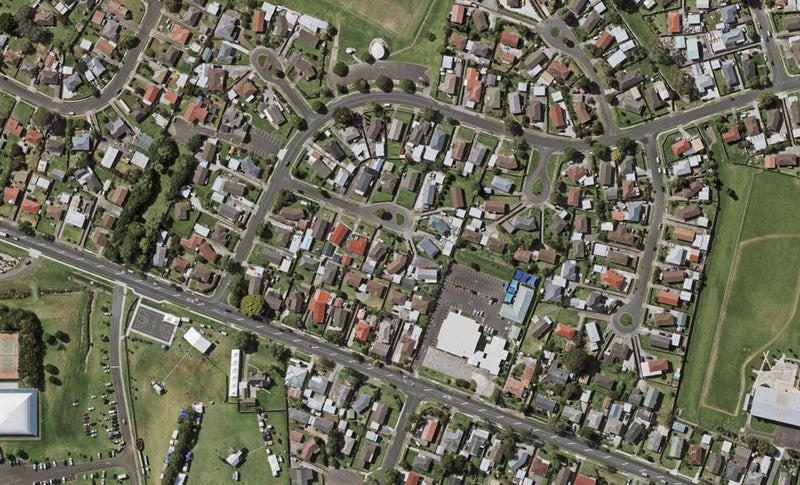 11 Rimini Place, Clover Park, Auckland - Carousel 1
