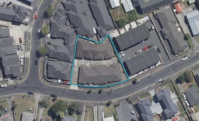 17B Beatty Street, Melville, Hamilton - Carousel 1