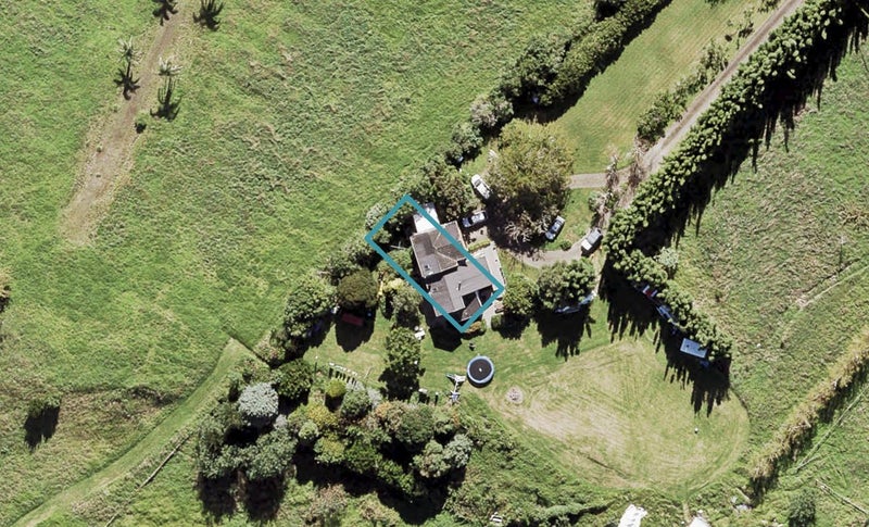 59 Picnic Point Road, Hobsonville, Auckland - Carousel 1