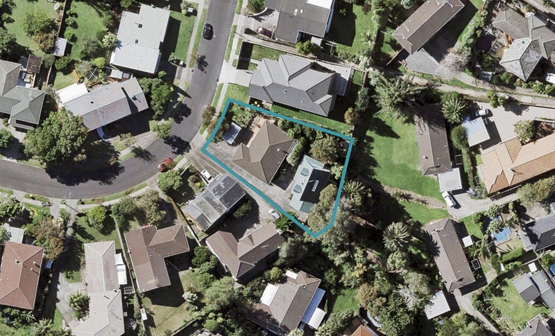 2/34 Sorrel Crescent, Bucklands Beach, Auckland - Carousel 1