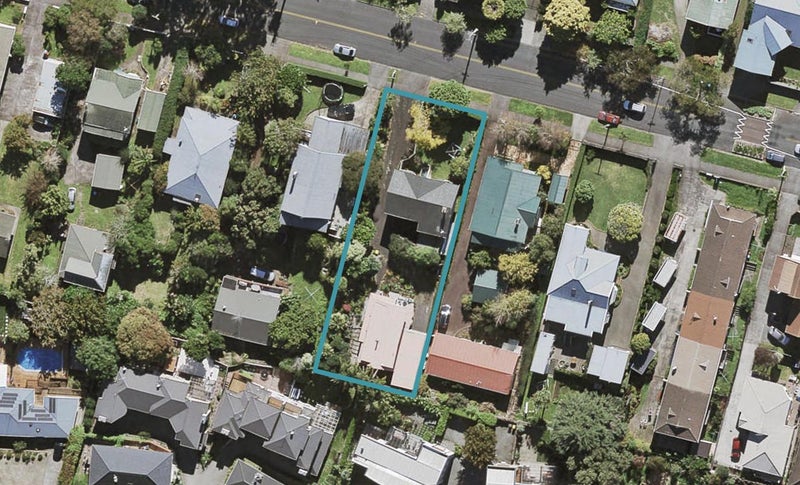1/30 Shackleton Road, Mount Eden, Auckland - Carousel 1