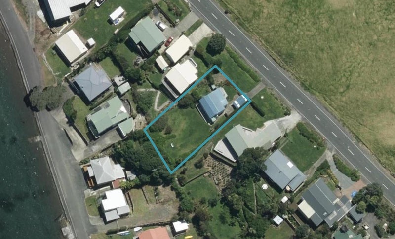 12 Ocean Beach Road, Whangārei Heads - Carousel 1