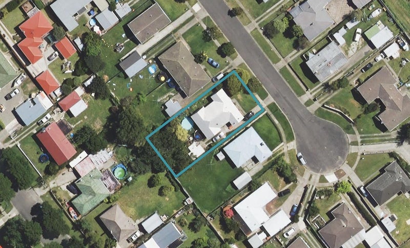 7 Hudson Street, Inner Kaiti, Gisborne - Carousel 1