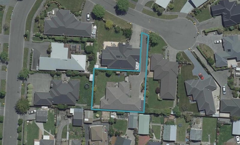 6 Springside Place, Redwood, Christchurch - Carousel 1