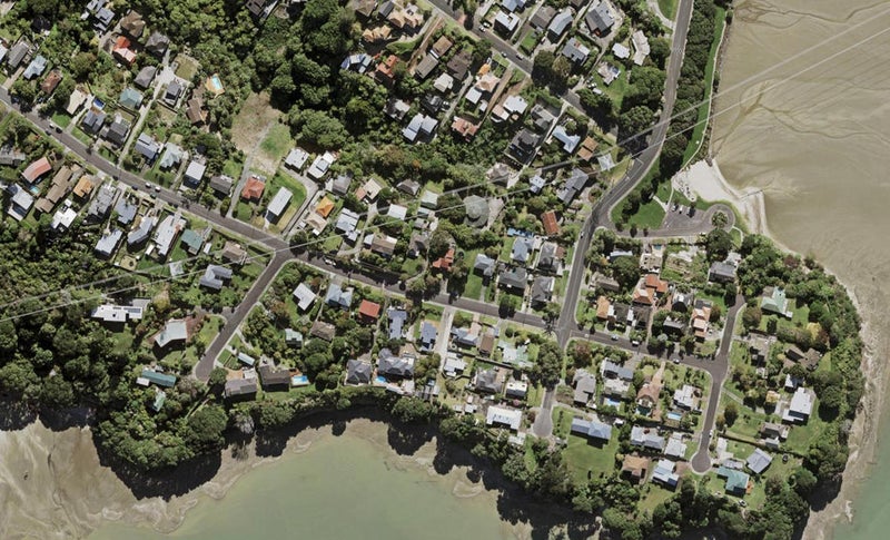 34 Hoskins Avenue, Hillsborough, Auckland - Carousel 1