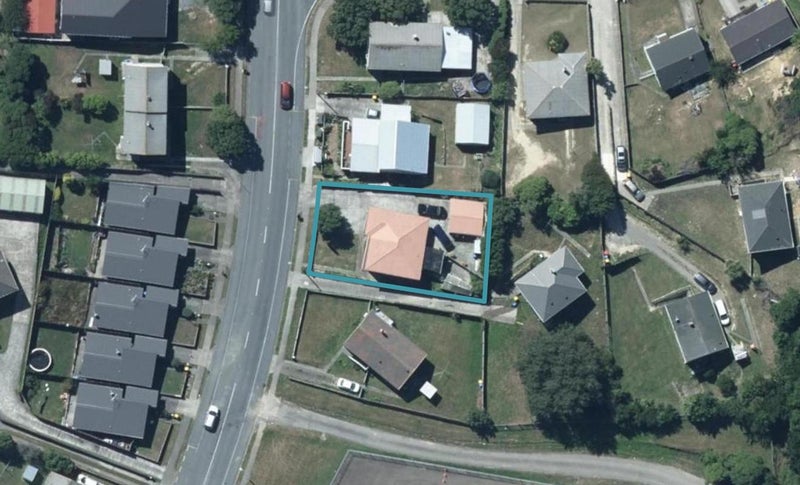 324 Warspite Avenue, Waitangirua, Porirua - Carousel 1