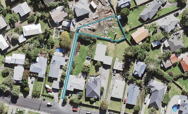 15A Aeroview Drive, Beach Haven, Auckland - Carousel 1