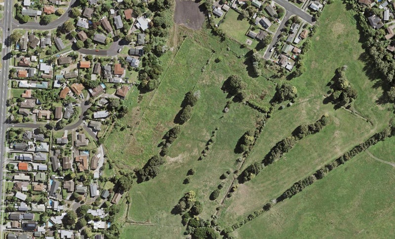 12 Stableford Crescent, Ōpaheke, Papakura - Carousel 1