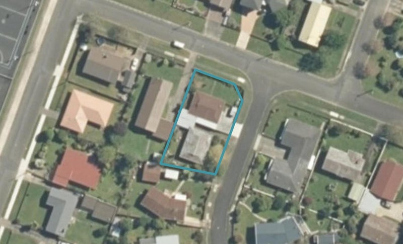 11 Gordon Place, Leamington, Cambridge - Carousel 1